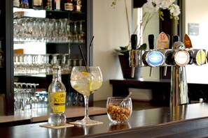 Bar (on property) - Fletcher Hotel-Restaurant Het Veluwse Bos (Beekbergen)