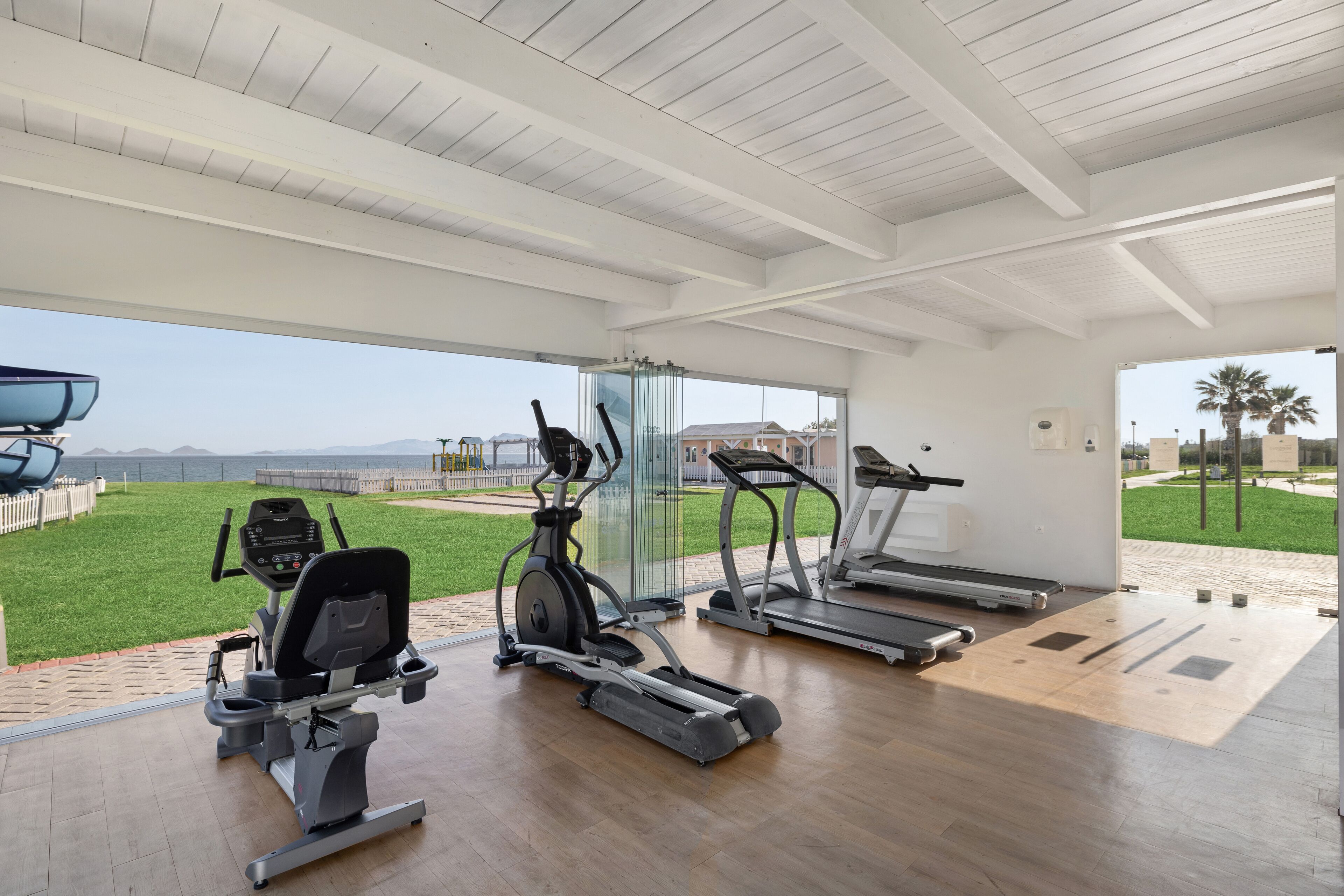 Foto - White Olive Marine Aquapark