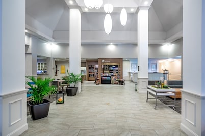 Hilton Garden Inn Richmond Airport