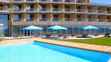 Indoor pool, outdoor pool