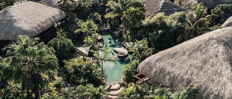 5 piscinas al aire libre, sillones reclinables de piscina