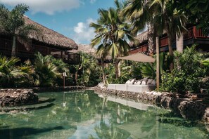 Exterior - The Kontiki (Willemstad)