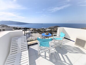 Double Room (Sea & Sunset view) | Balcony view