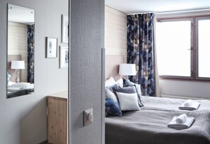 Rom – standard | Skrivebord, strykejern/-brett, barnesenger og wi-fi (inkludert)