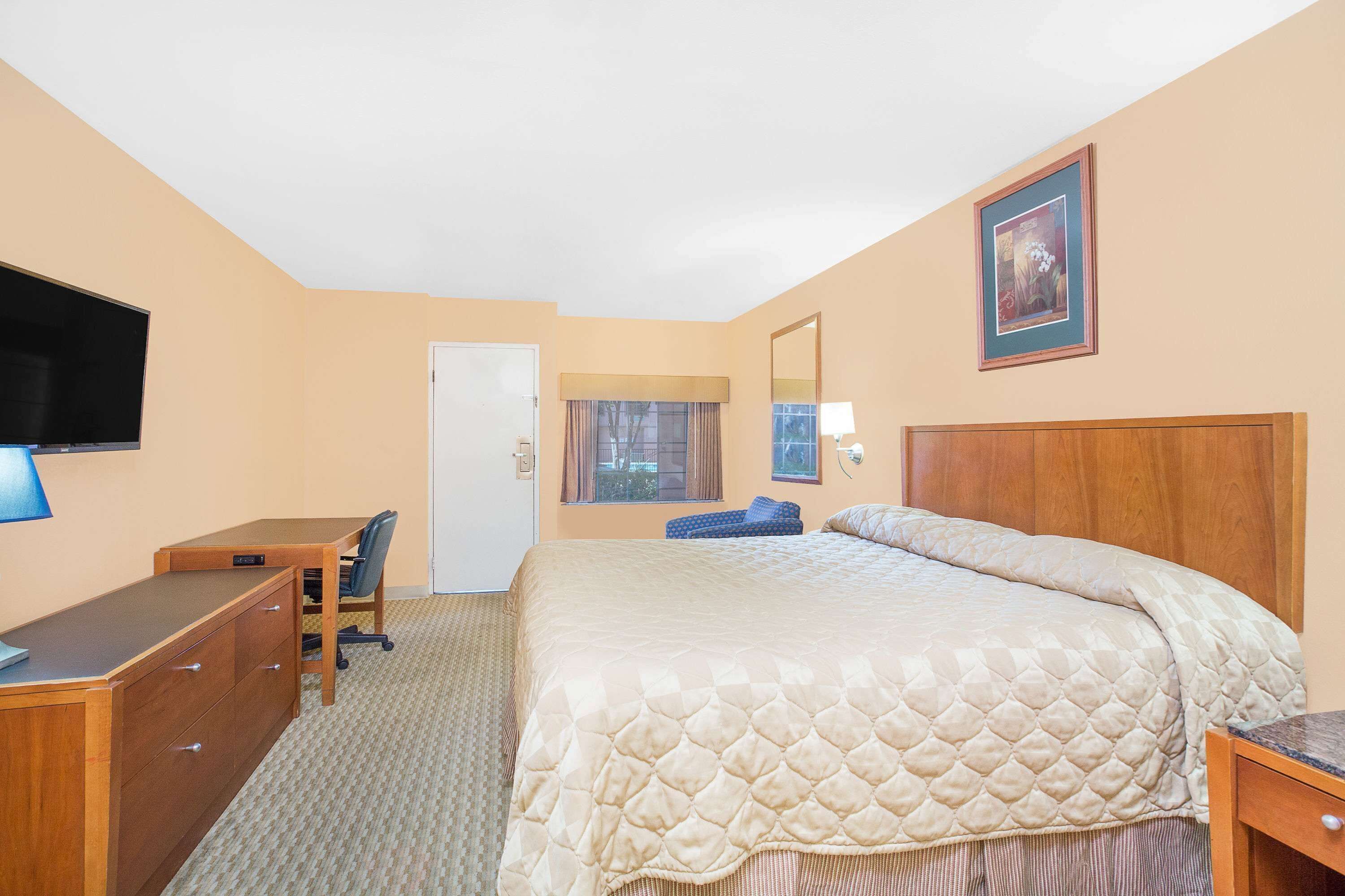 Desk, free WiFi, bed sheets, alarm clocks