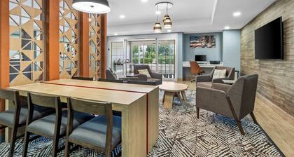 Candlewood Suites VICTORIA by IHG