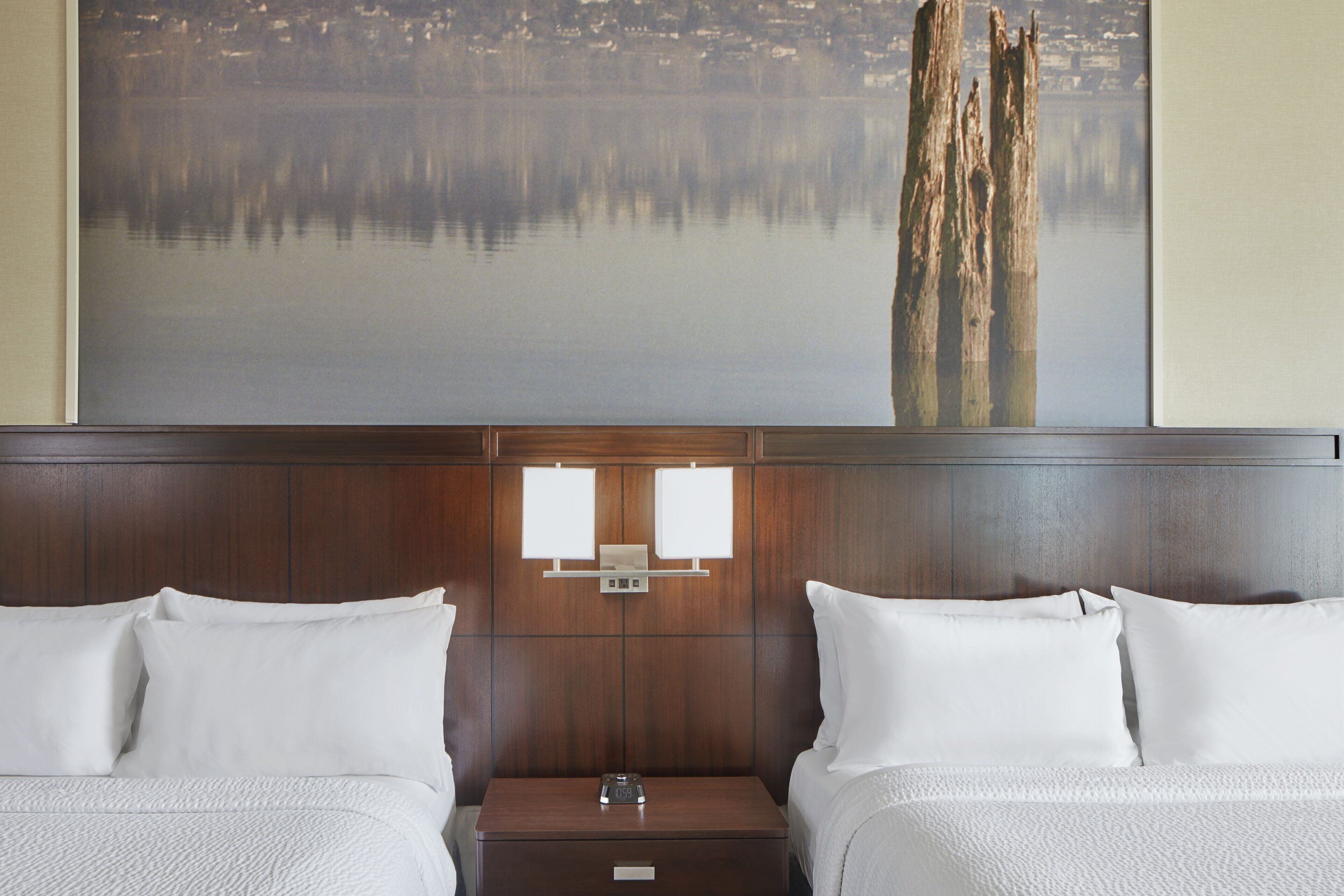 premium bedding, in-room safe, desk, laptop workspace