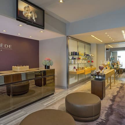 Sauna, steam room, body treatments, body wraps, facials