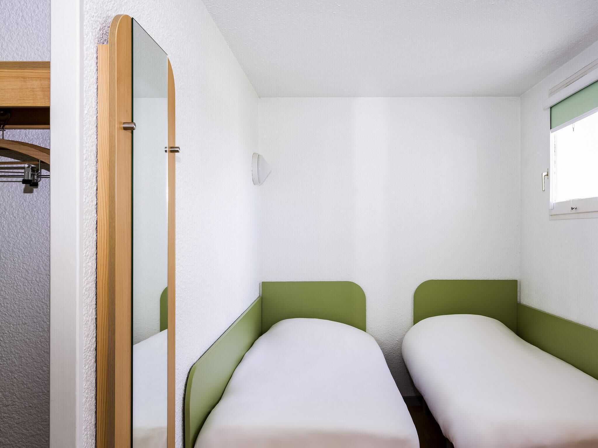 Room, 2 Single Beds