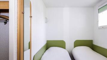 Bureau, Wi-Fi gratuit, draps fournis