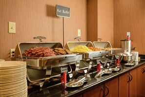 Café da manhã continental grátis todos os dias