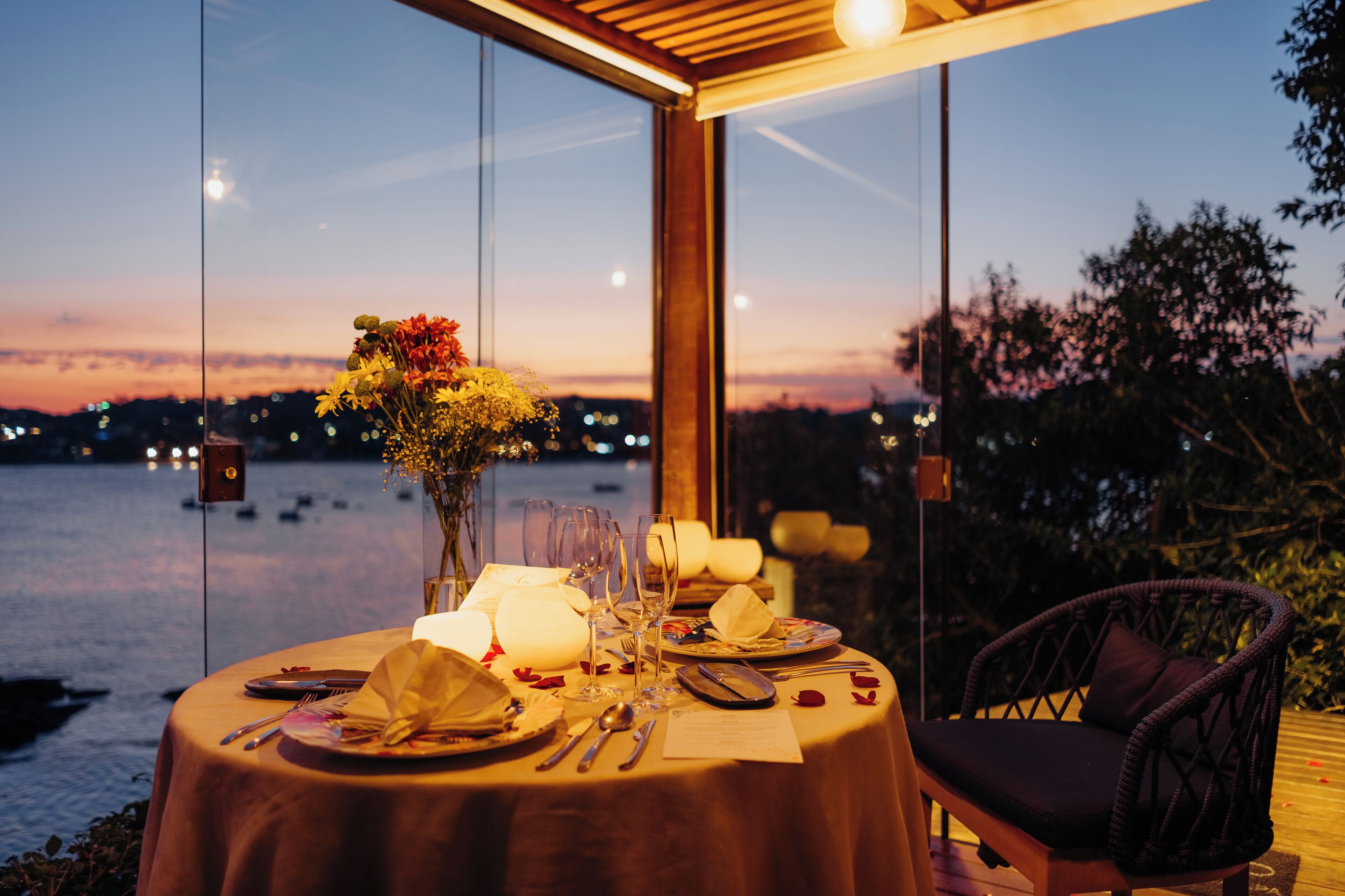 breakfast and dinner served, beach views