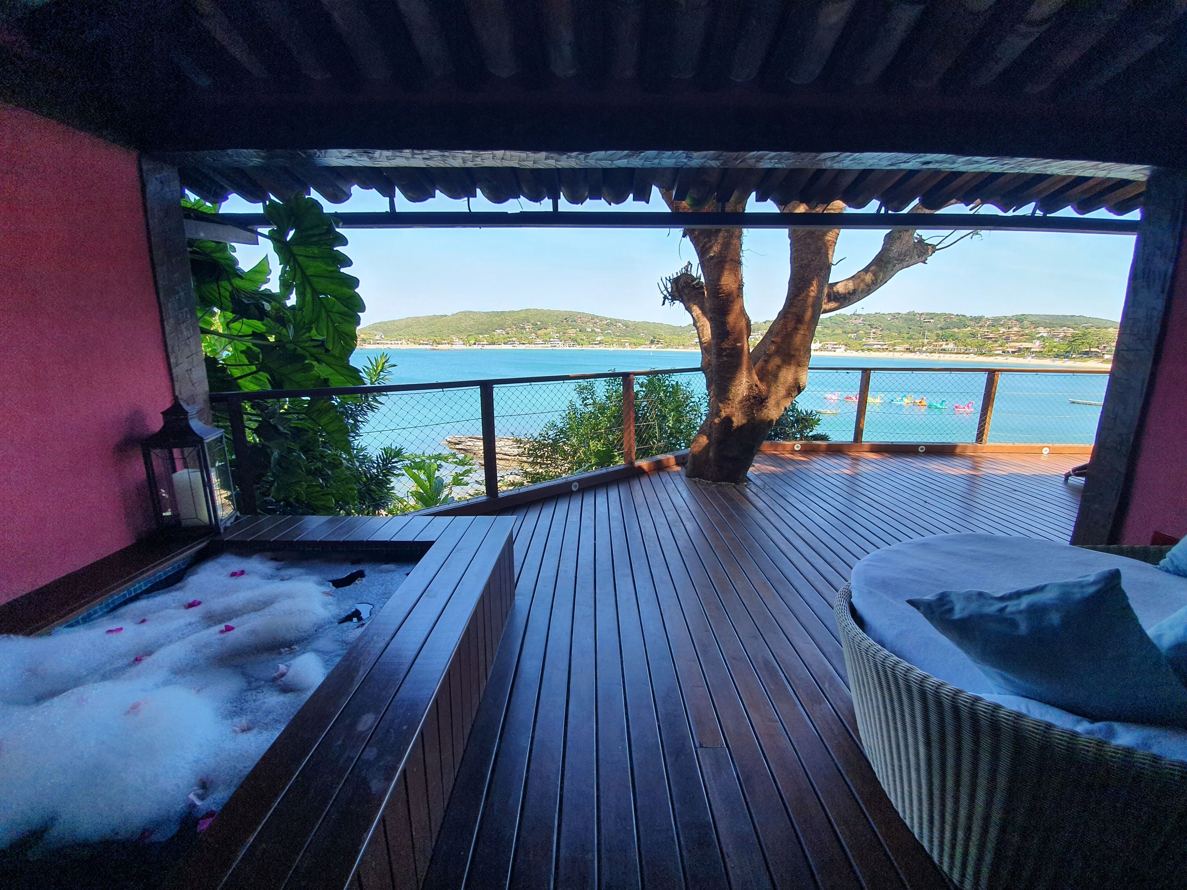 suíte insólito | 2 bedrooms, minibar, in-room safe, individually decorated