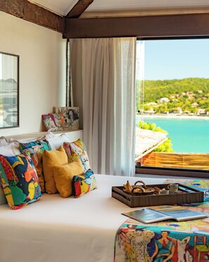 Suíte Master | Minibaari, tallelokero huoneessa, yksilöllisesti sisustettu