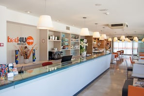 Bar (en la propiedad)