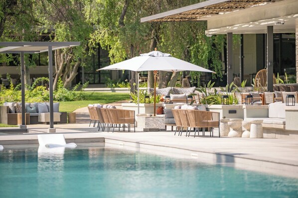 2 albercas al aire libre y camas balinesas gratuitas 