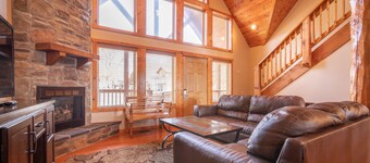 The Lodges at Table Rock Lake by Capital Vacations