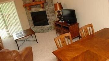 Televisión LCD de 32 pulgadas con canales por cable y televisión