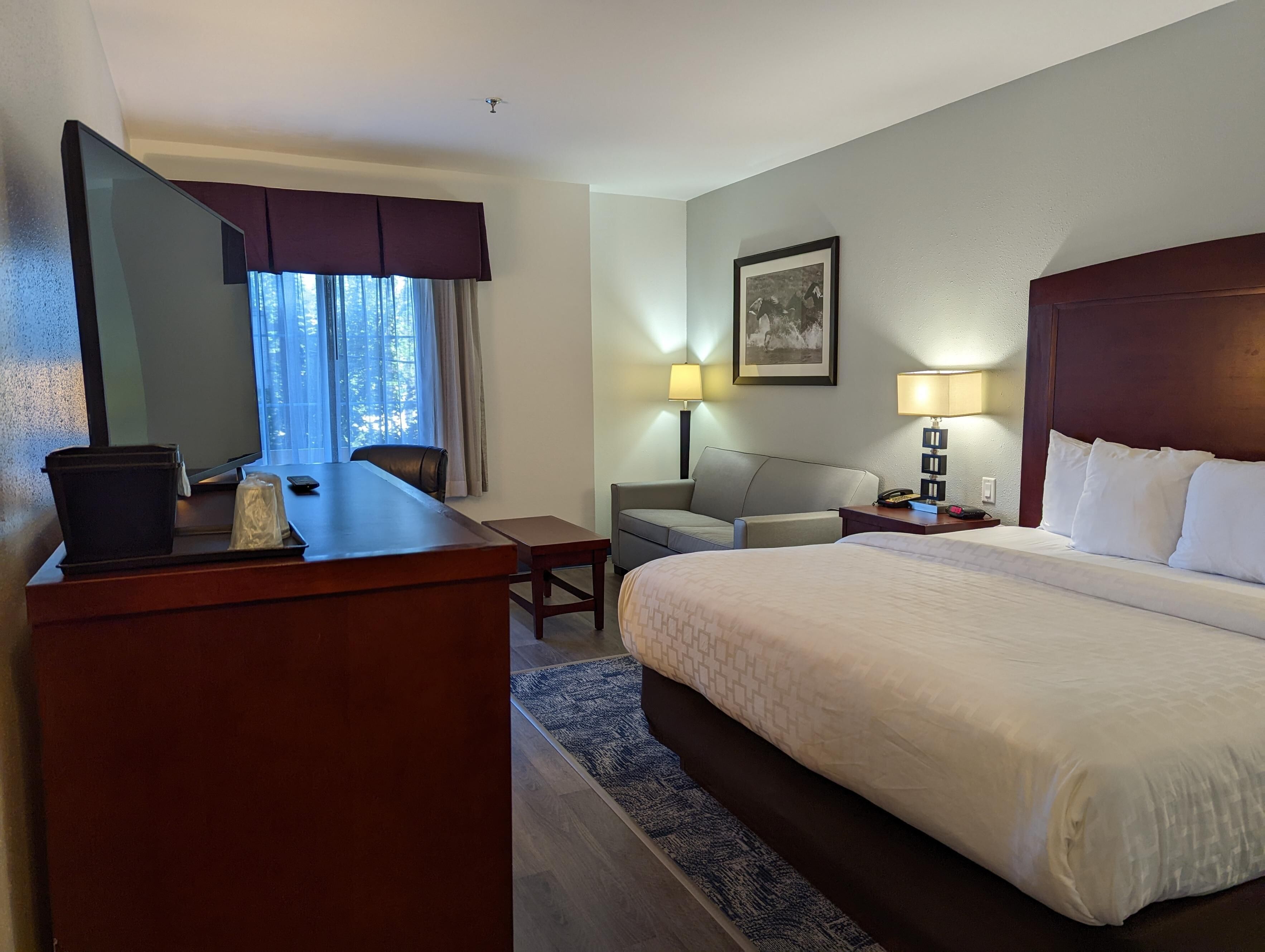 room, 1 king bed, non smoking | premium bedding, desk, laptop workspace, iron/ironing board