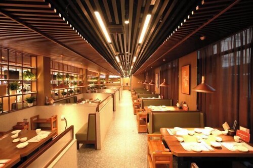 Super 8 Hotel (Xingtai Railway Station Tianyi Square Kaixuan Branch)