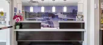 SureStay Plus Hotel by Best Western Niagara Falls East