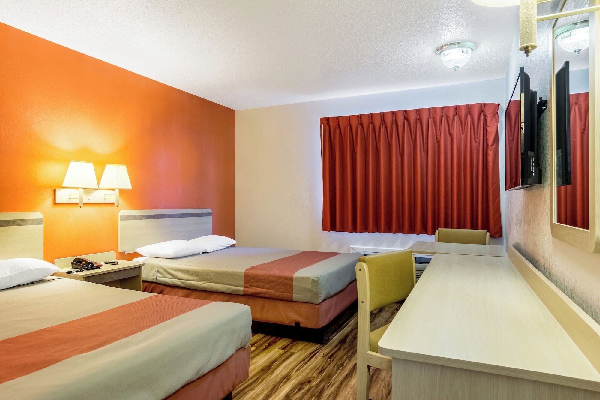 Free WiFi, bed sheets