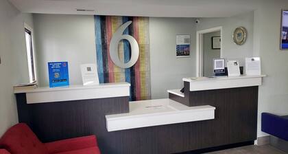 Motel 6 East Ridge, TN