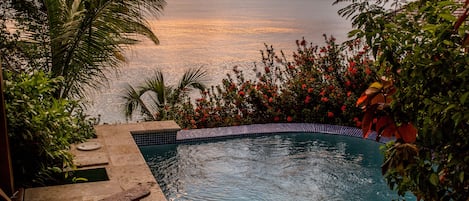 Casa de campo (Water’s Edge Cottage) | Terraza o patio