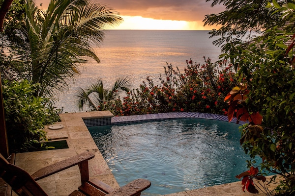 Casa de campo (Water’s Edge Cottage) | Terraza o patio