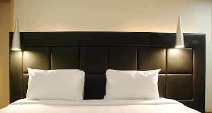 Oriental Residency Hotel