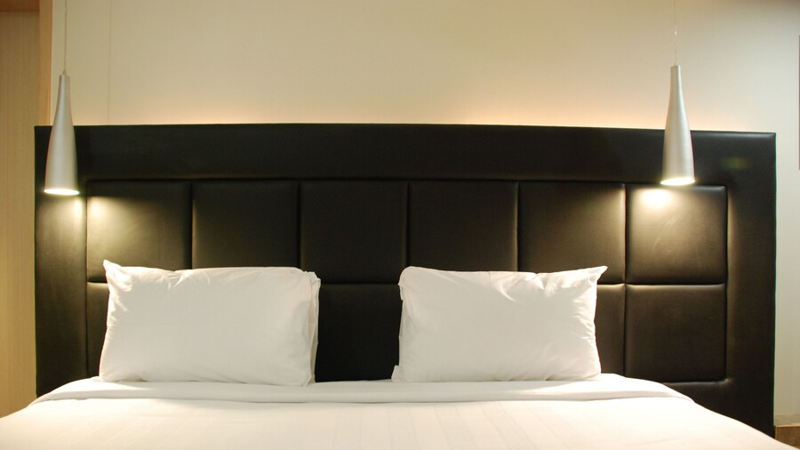 Oriental Residency Hotel