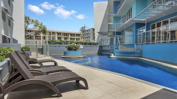 Outdoor pool, pool loungers