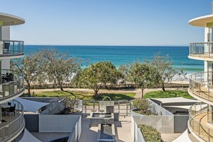 1 Bedroom Balcony - Poolside Tower | View from room