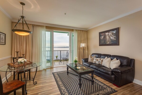 Room, 1 King Bed (River Suite 103) | Terrace/patio