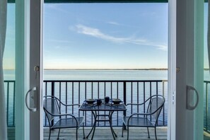 Terrace/patio - Club Continental (Orange Park)