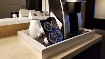 Kaffee und/oder Kaffeemaschine