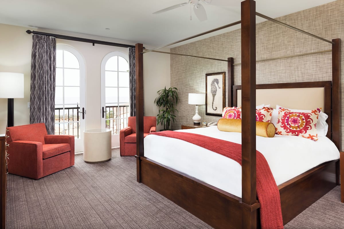 Accessible Bungalow Suite | 2 bedrooms, premium bedding, in-room safe, desk