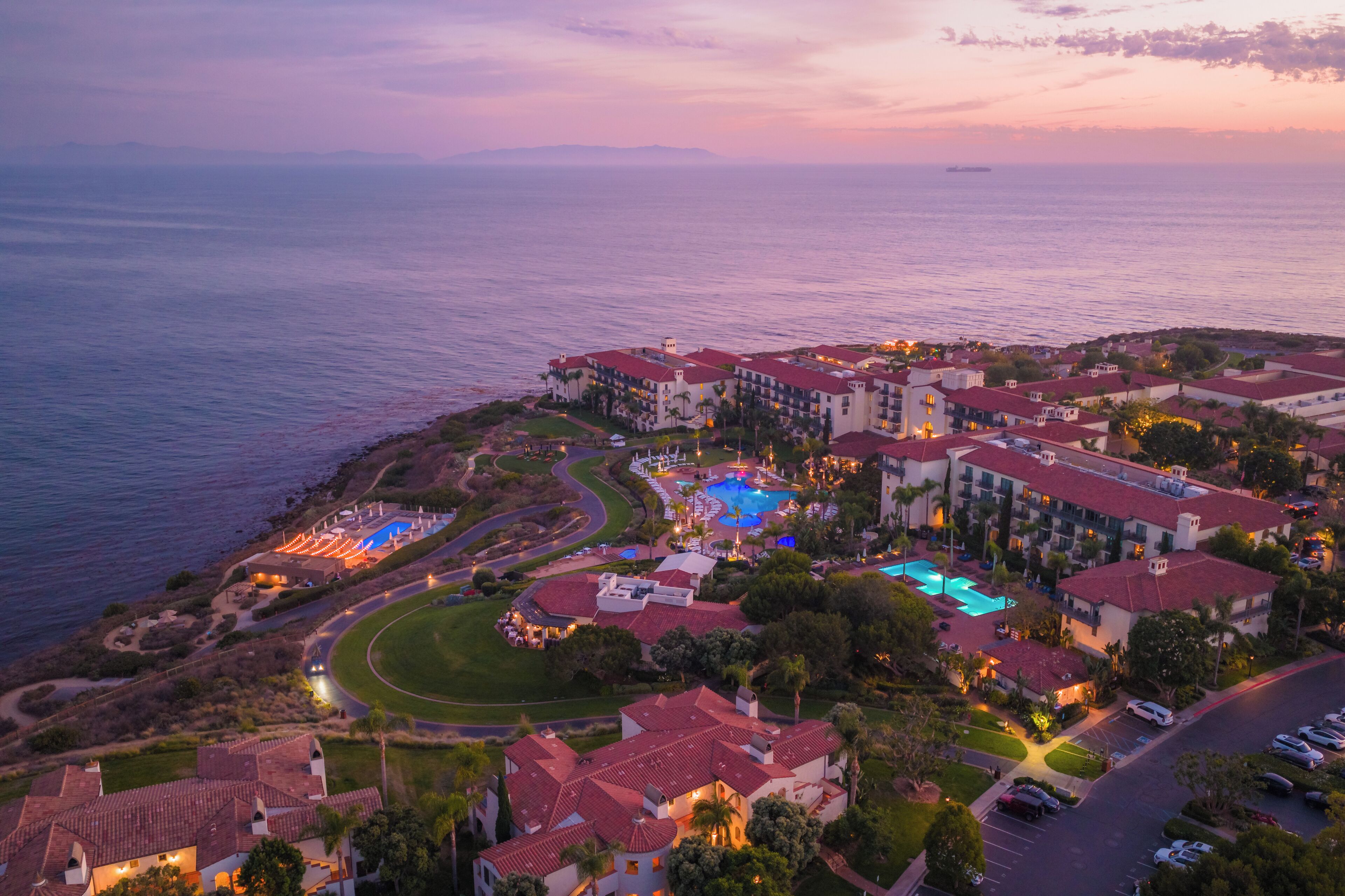 Fassade der Unterkunft – Abend/Nacht