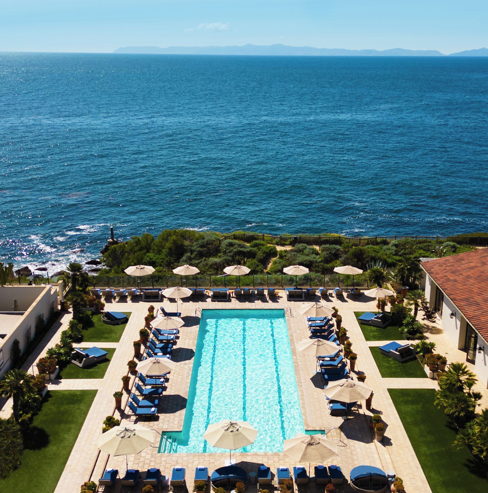 couples treatment room(s), sauna, hot tub, steam room, body treatments