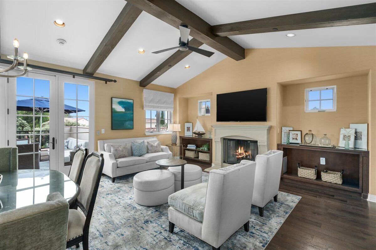 Premium bedding, in-room safe, desk, blackout curtains