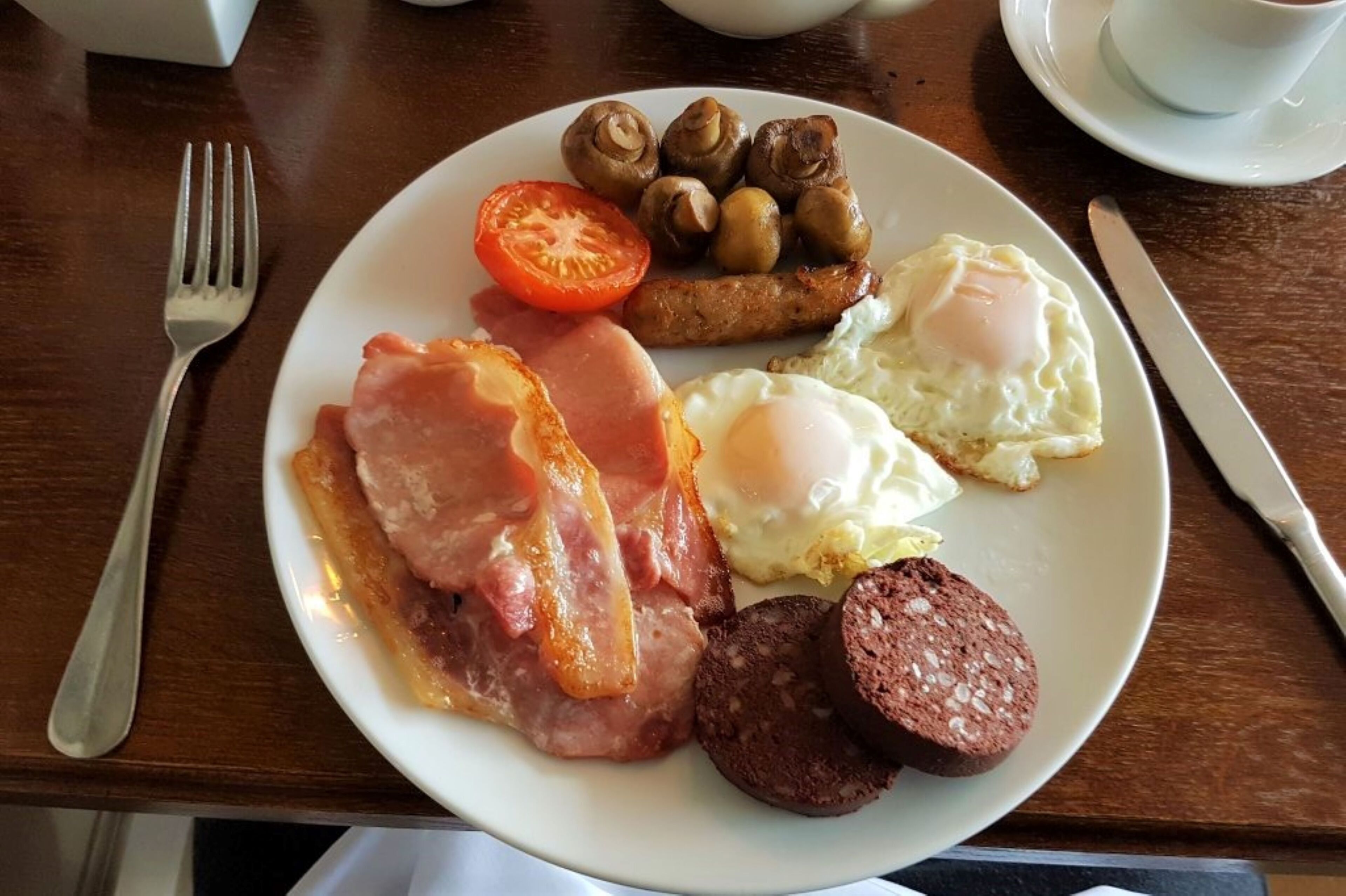 daily english breakfast (gbp 14.95 per person)