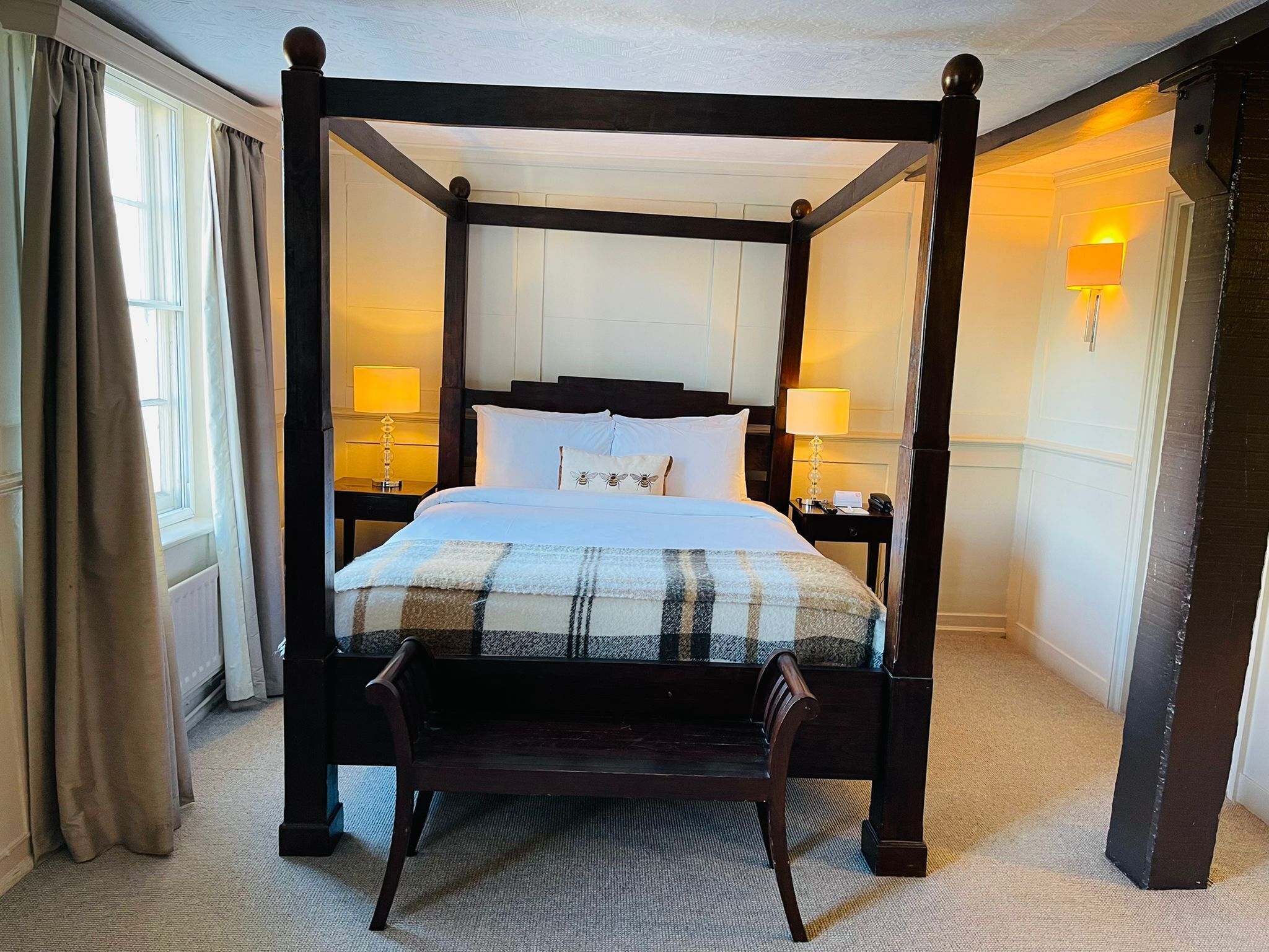 deluxe double room (4 poster bed) | in-room safe, desk, blackout curtains, iron/ironing board