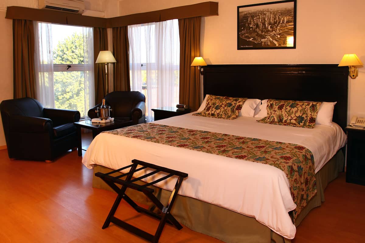 Corner Room