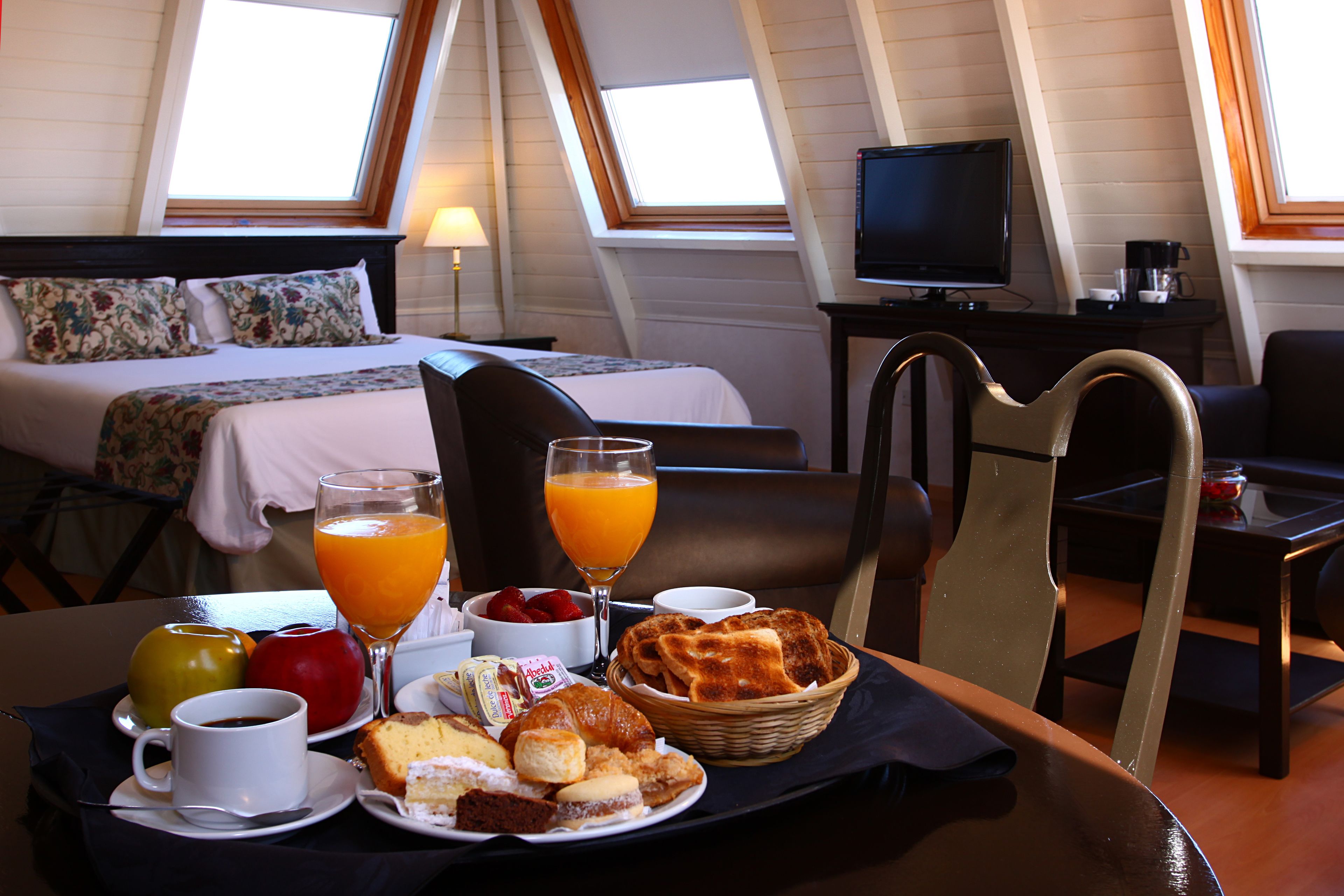 Junior Suite | Room service – dining