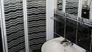 Unclassified image, 3 of 62, button - Avon Hotel (London)