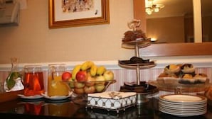 Unclassified image, 2 of 62, button - Avon Hotel (London)