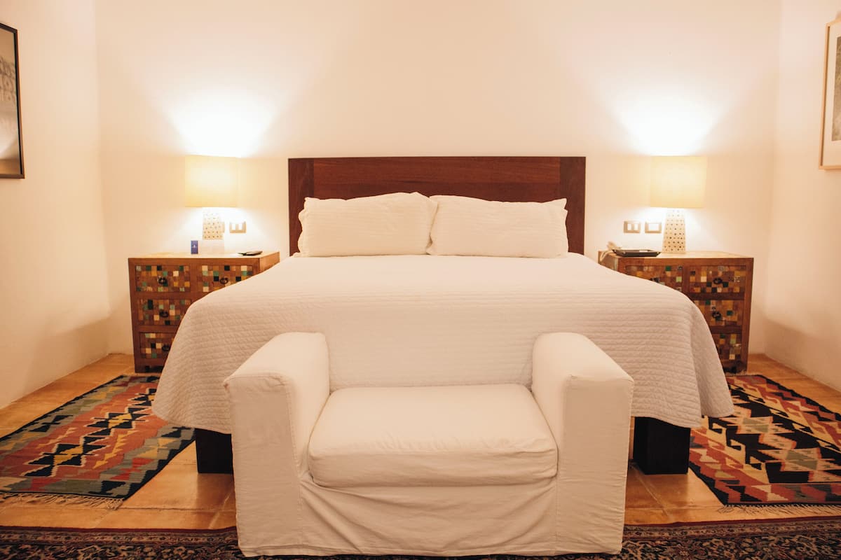 superior room, bathtub | 1 bedroom, egyptian cotton sheets, premium bedding, down duvets