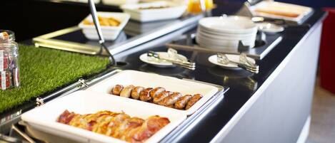 Morgenmadsbuffet hver dag (11.25 GBP pr. person)