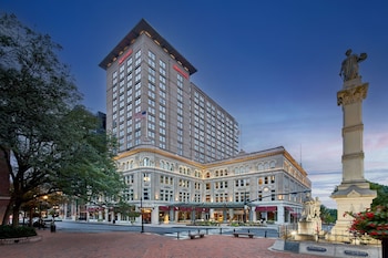 Lancaster Marriott at Penn Square