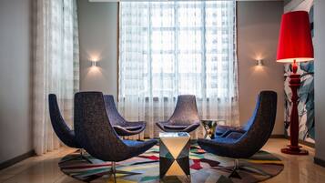 Zona de estar del vestíbulo